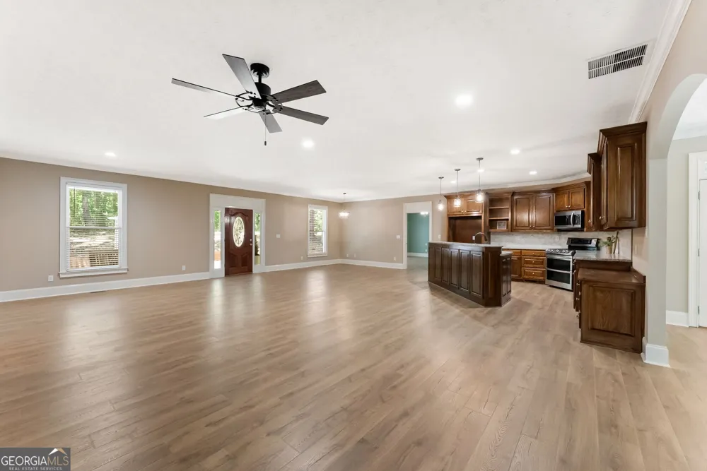 3807 Al Mangum RD Talmo, GA 30575