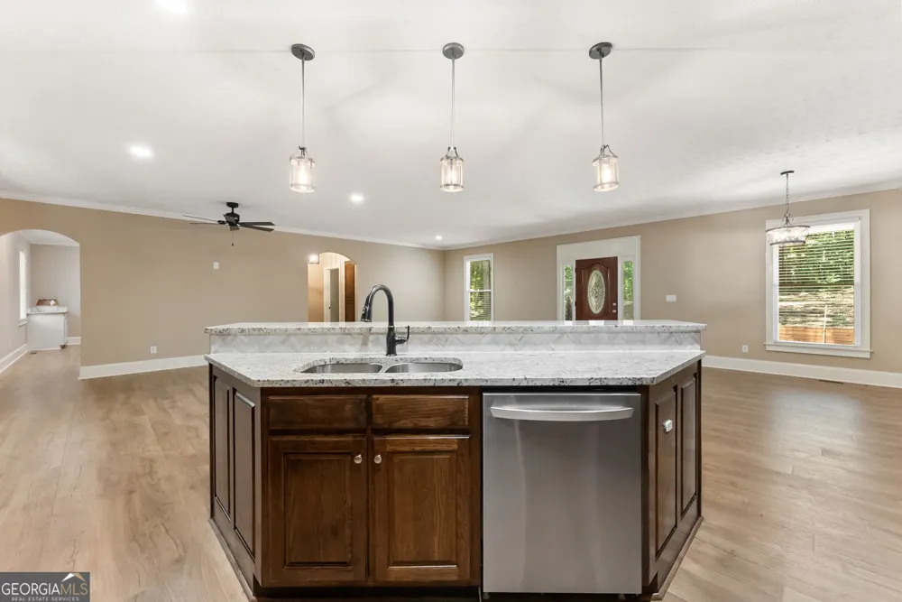 3807 Al Mangum RD Talmo, GA 30575