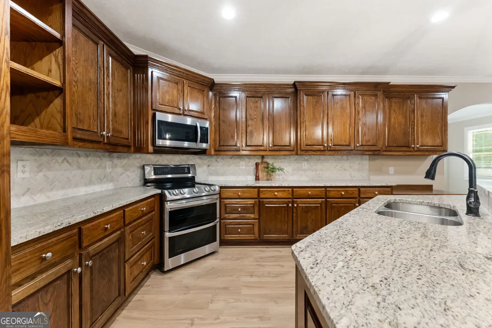 3807 Al Mangum RD Talmo, GA 30575