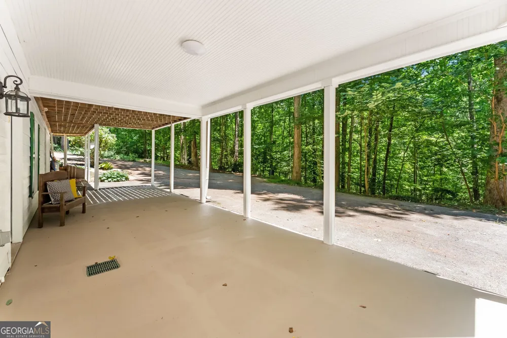 3807 Al Mangum RD Talmo, GA 30575