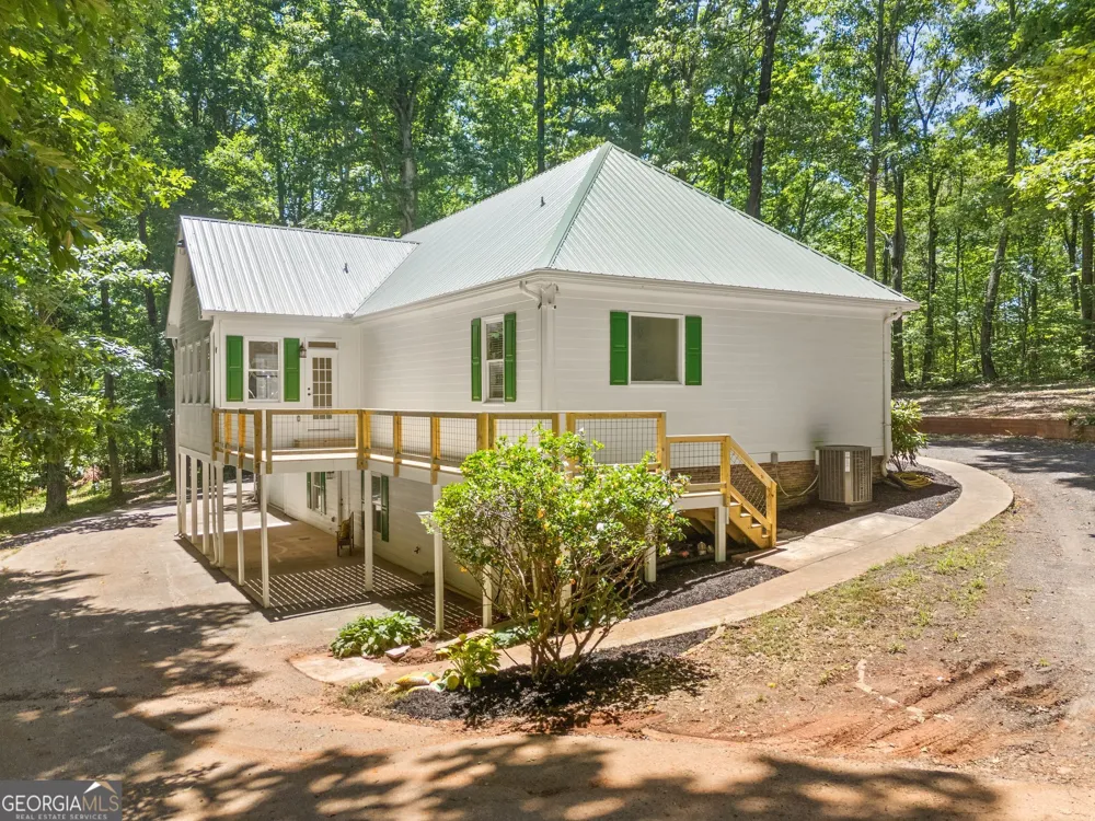 3807 Al Mangum RD Talmo, GA 30575