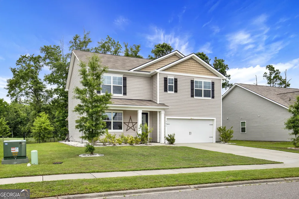 381 Hogan DR Richmond Hill, GA 31324