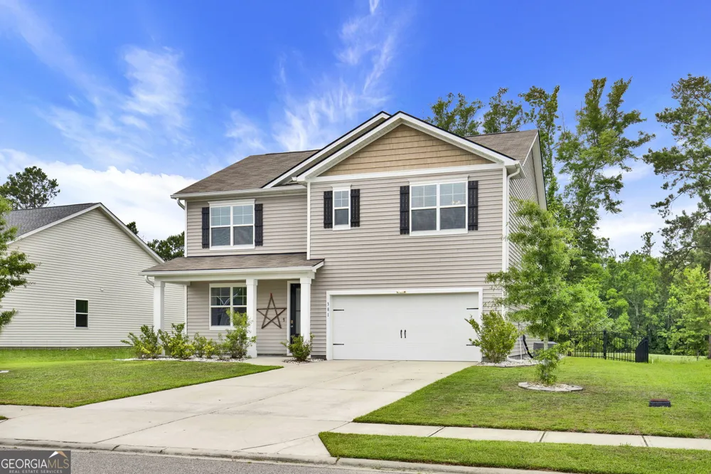 381 Hogan DR Richmond Hill, GA 31324