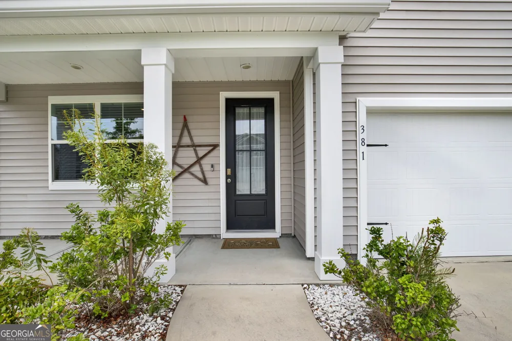 381 Hogan DR Richmond Hill, GA 31324