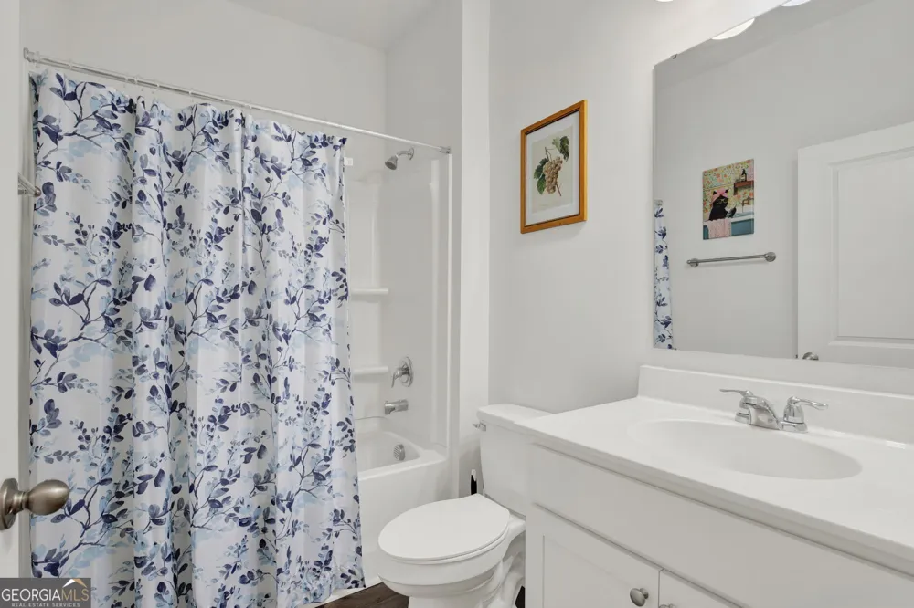 381 Hogan DR Richmond Hill, GA 31324