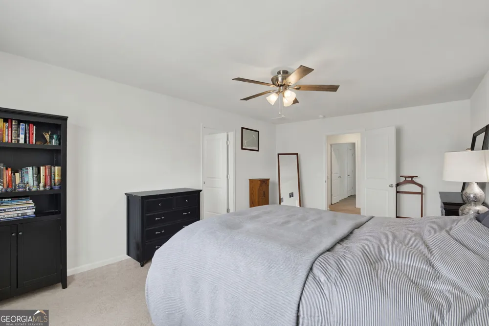 381 Hogan DR Richmond Hill, GA 31324