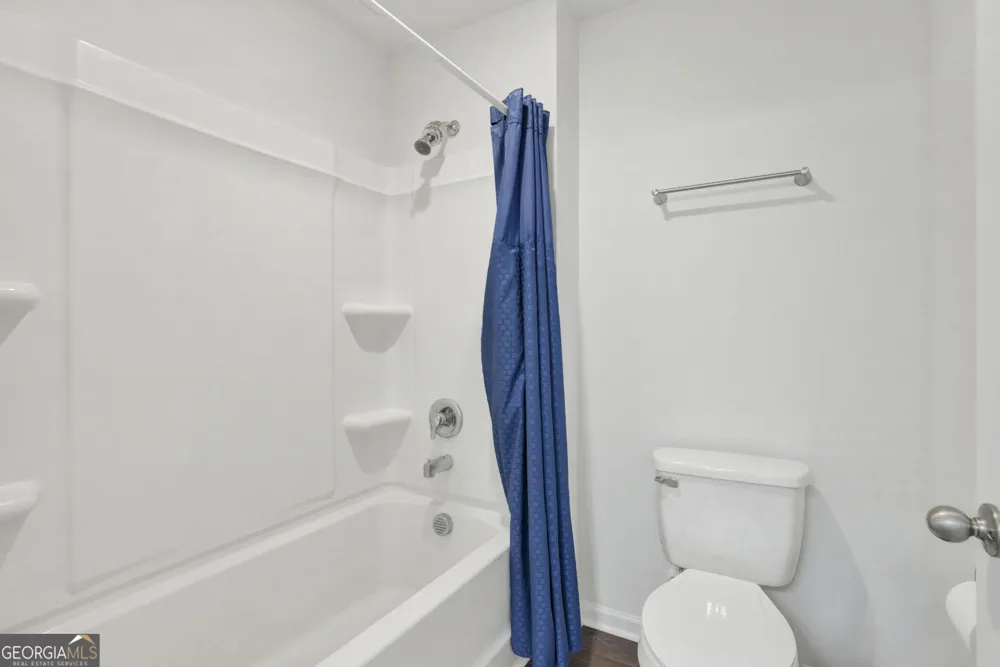 381 Hogan DR Richmond Hill, GA 31324