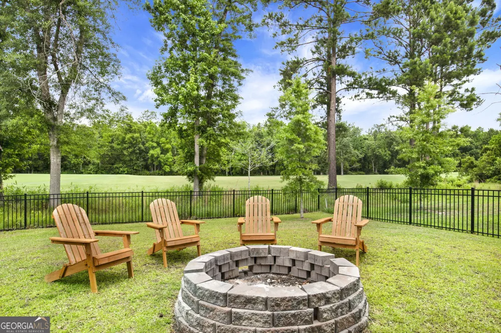 381 Hogan DR Richmond Hill, GA 31324
