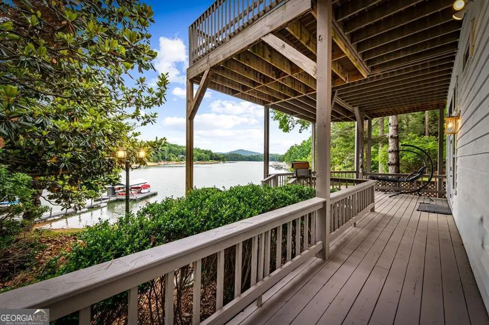 129 Mountain View LN Blairsville, GA 30512
