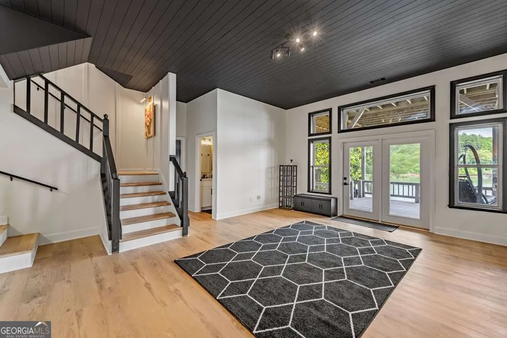 129 Mountain View LN Blairsville, GA 30512