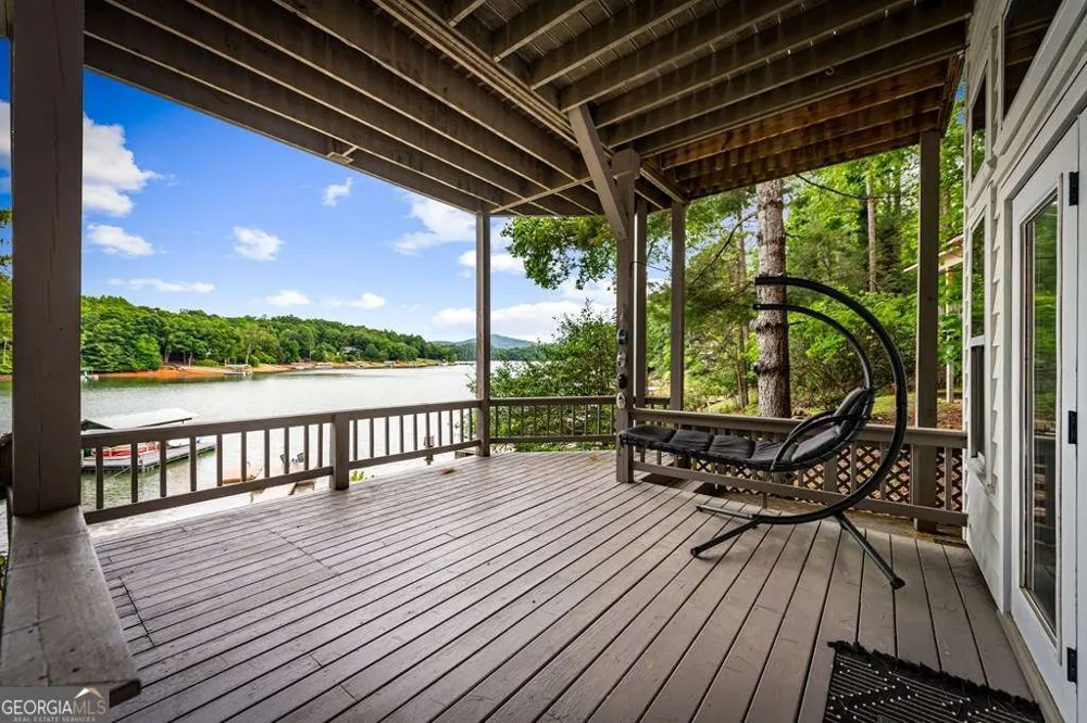 129 Mountain View LN Blairsville, GA 30512