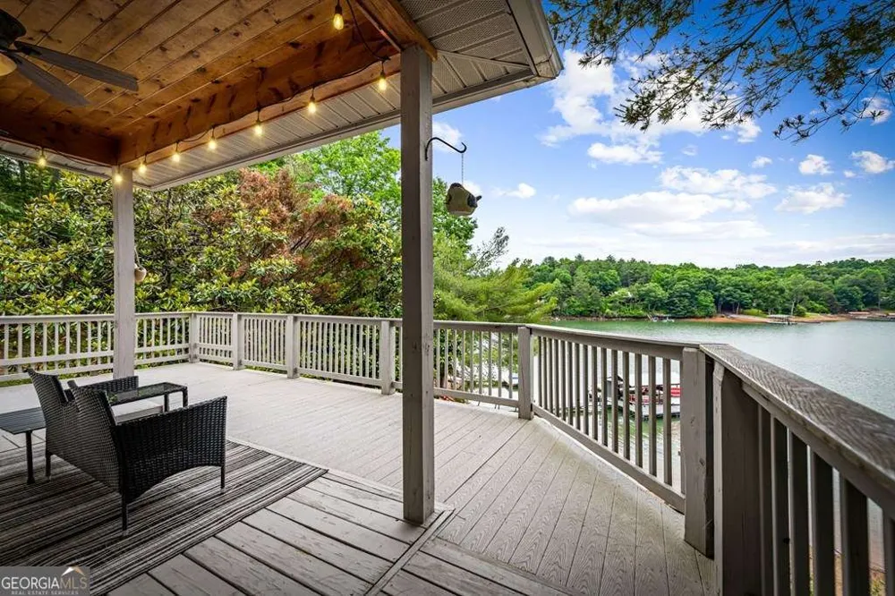 129 Mountain View LN Blairsville, GA 30512
