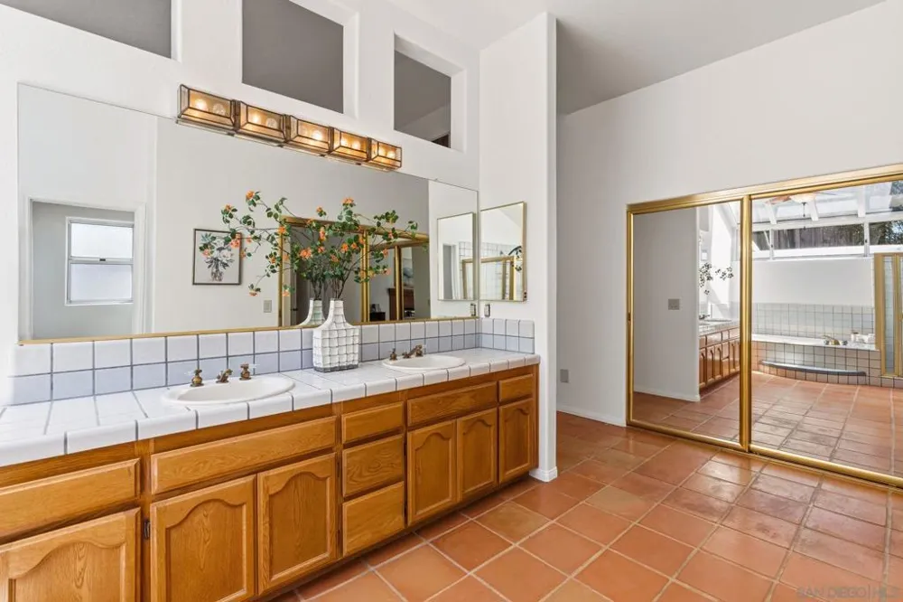 579 Alpine Trail Rd. Alpine, CA 91901