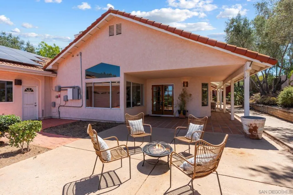 579 Alpine Trail Rd. Alpine, CA 91901