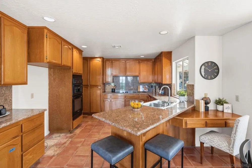 579 Alpine Trail Rd. Alpine, CA 91901