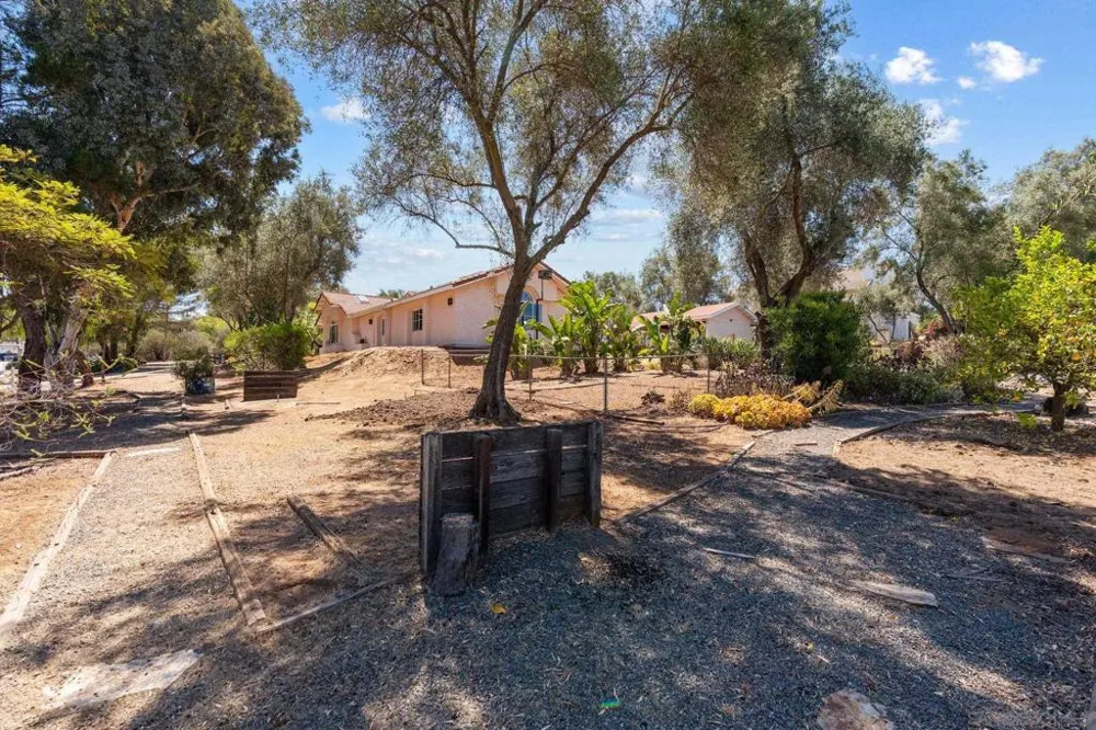 579 Alpine Trail Rd. Alpine, CA 91901
