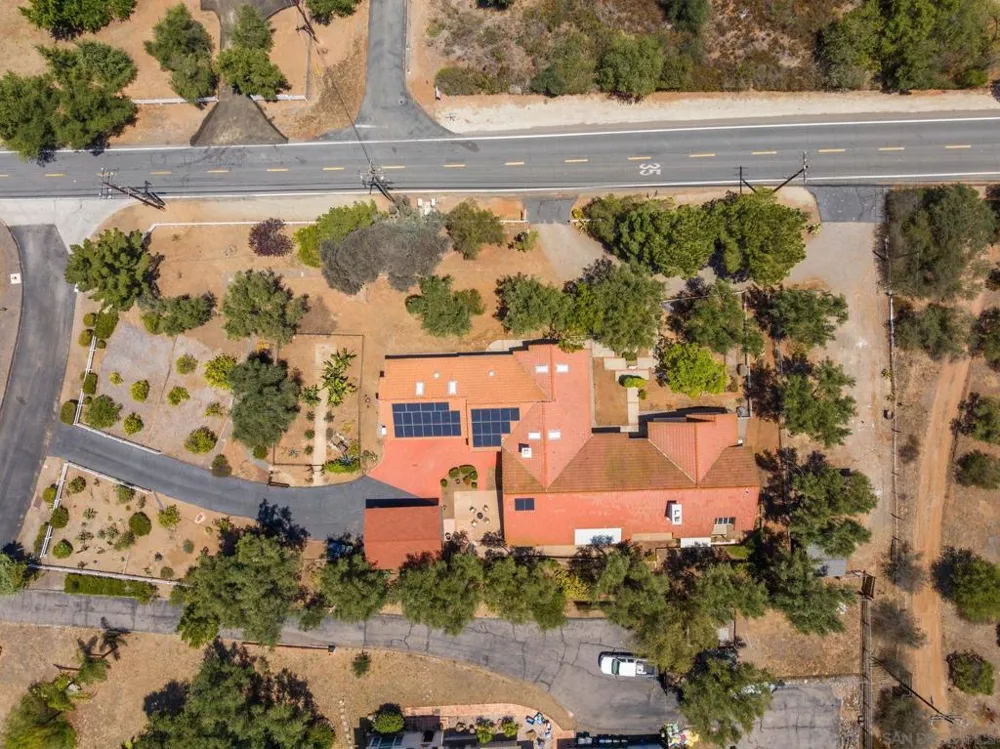 579 Alpine Trail Rd. Alpine, CA 91901