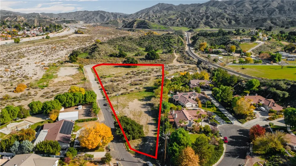 Lost Canyon Rd. Canyon Country, CA 91387