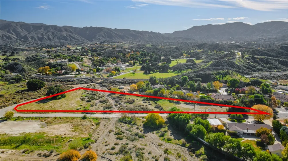 Lost Canyon Rd. Canyon Country, CA 91387