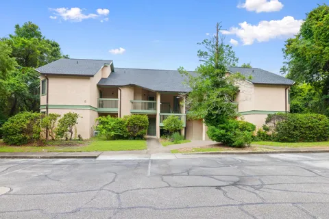 55 Bay Drive #5202