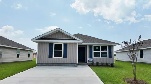6557 Firefly Drive