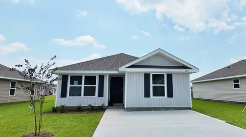 6565 Firefly Drive