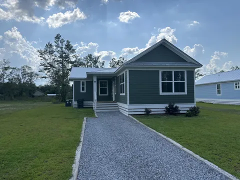 534 Raphael Road