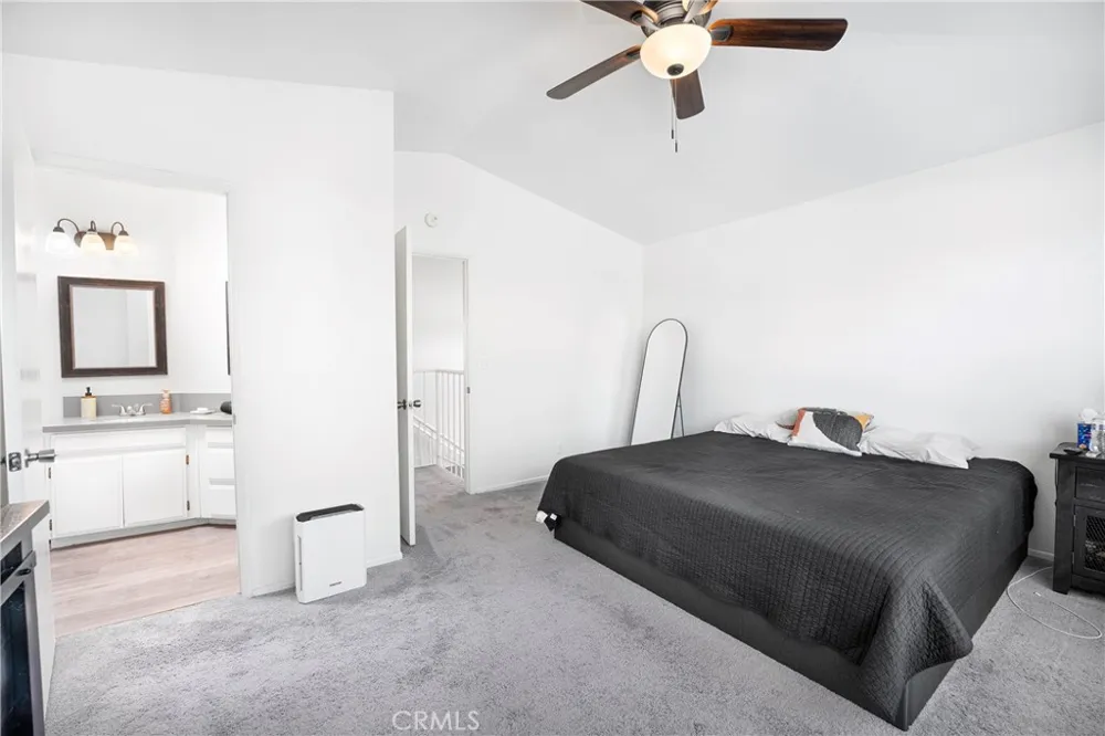 5347 E Avenue R11 Palmdale, CA 93552