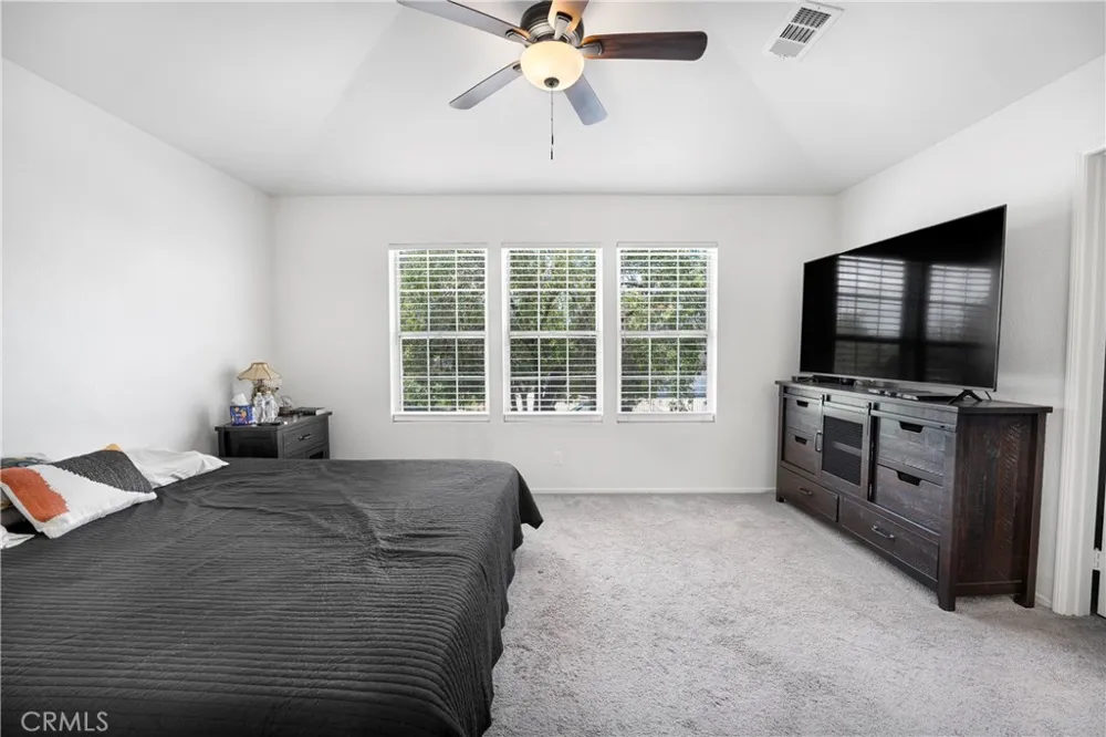 5347 E Avenue R11 Palmdale, CA 93552
