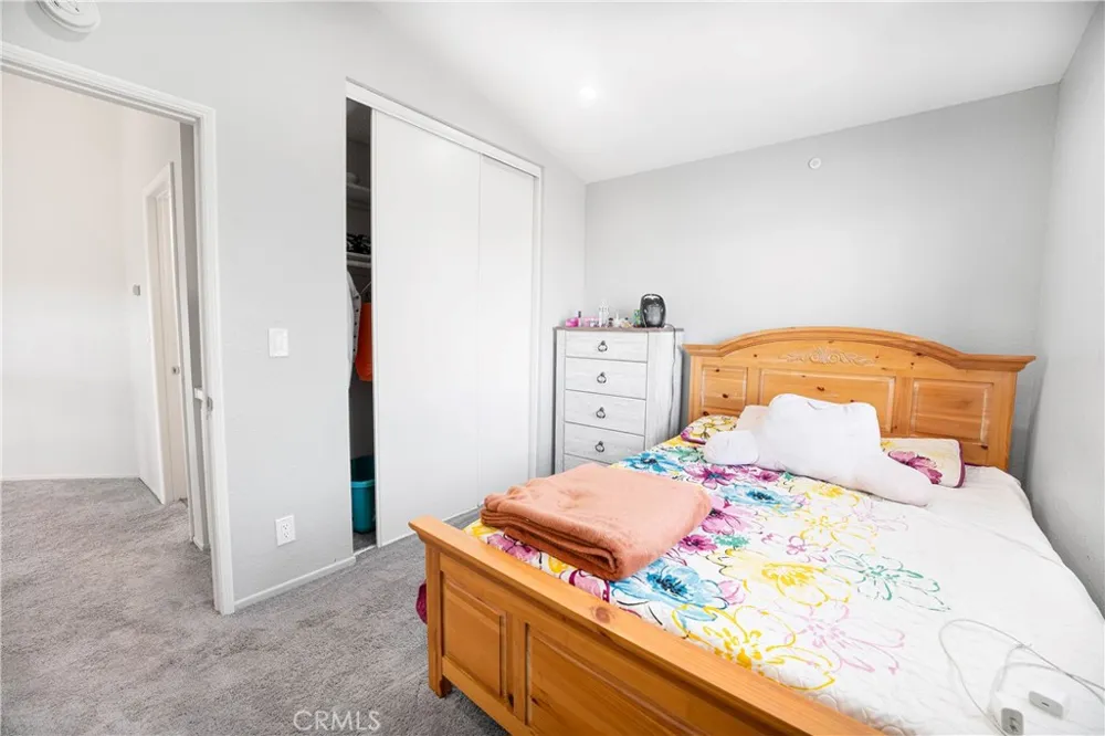 5347 E Avenue R11 Palmdale, CA 93552