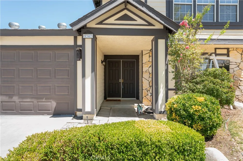 5347 E Avenue R11 Palmdale, CA 93552