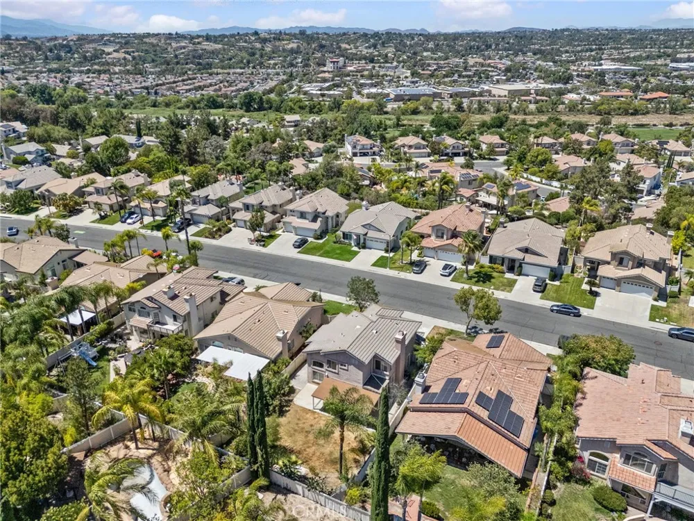 31895 Via Cordoba Temecula, CA 92592