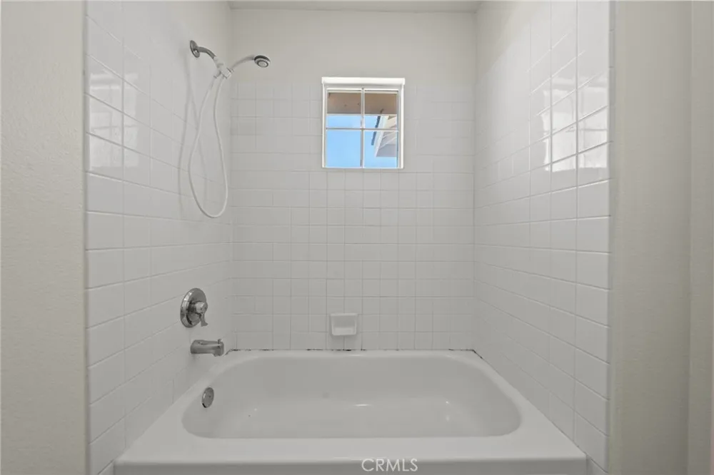 31895 Via Cordoba Temecula, CA 92592