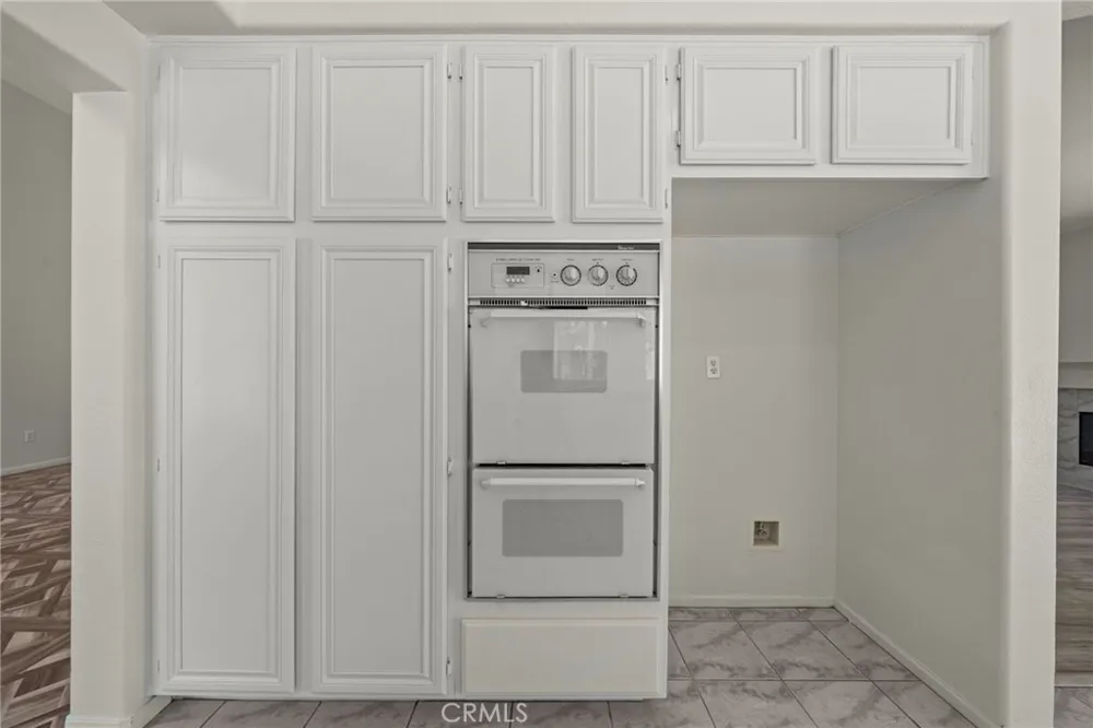 31895 Via Cordoba Temecula, CA 92592