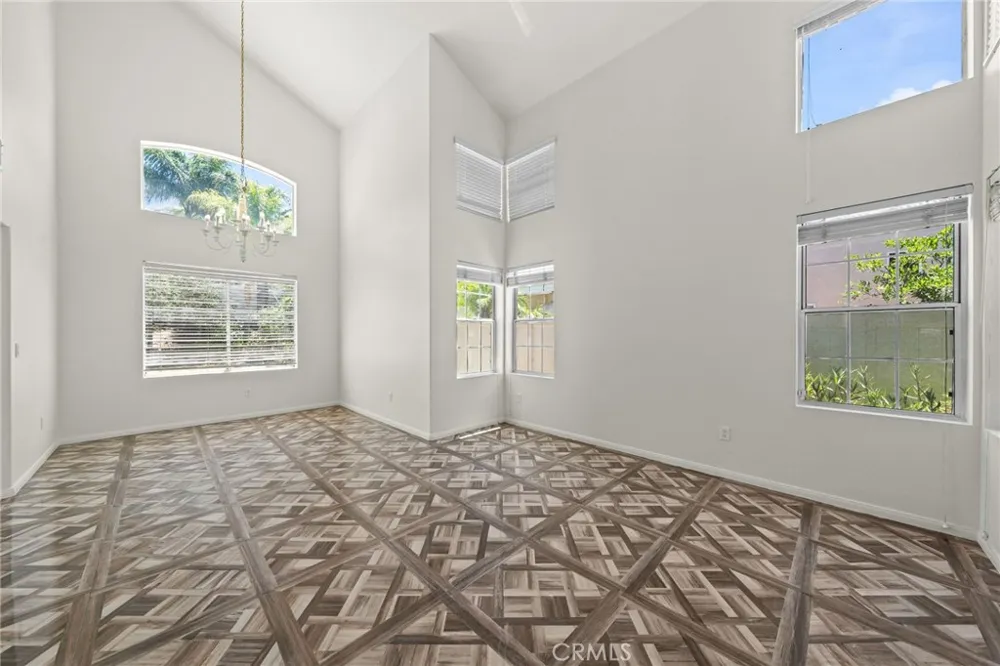31895 Via Cordoba Temecula, CA 92592