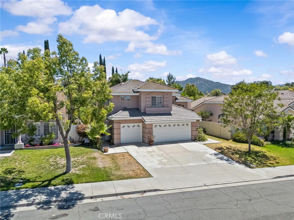 31895 Via Cordoba Temecula, CA 92592