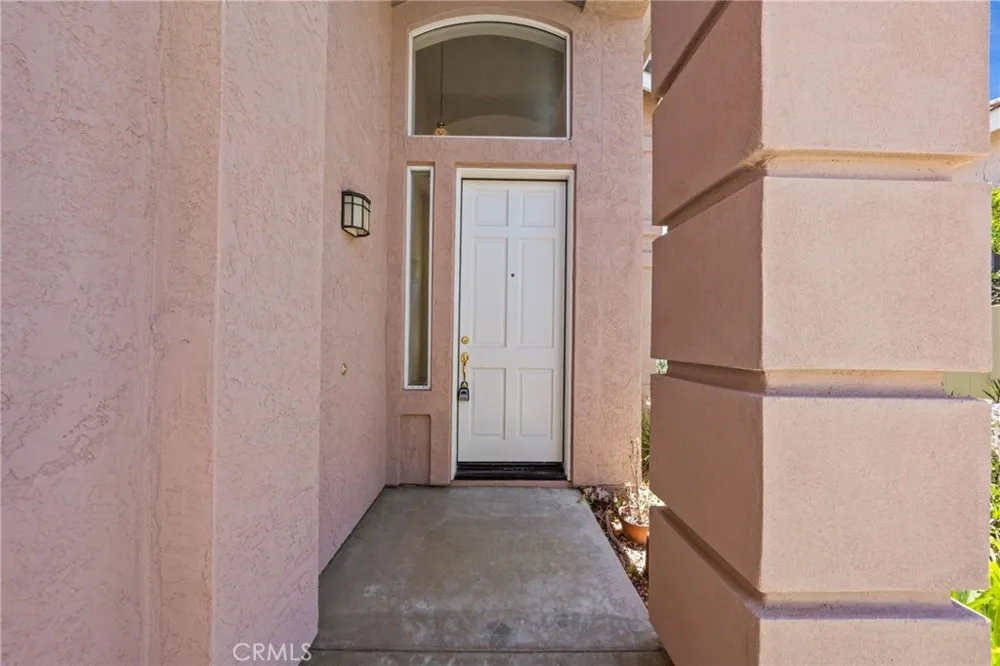 31895 Via Cordoba Temecula, CA 92592