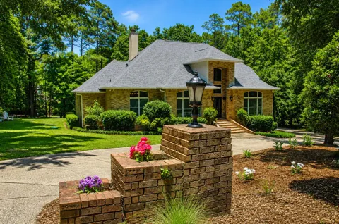 5050 Dogwood Lane
