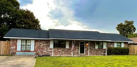 5 Lakeview Drive