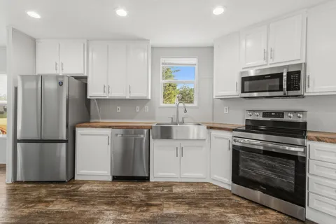 75 W Fernwood Court