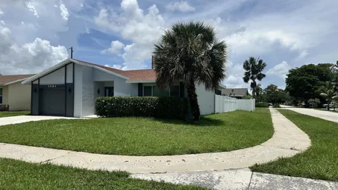3261 SW 4th Street