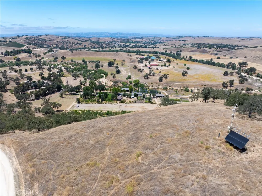 5750 El Pharo Paso Robles, CA 93446