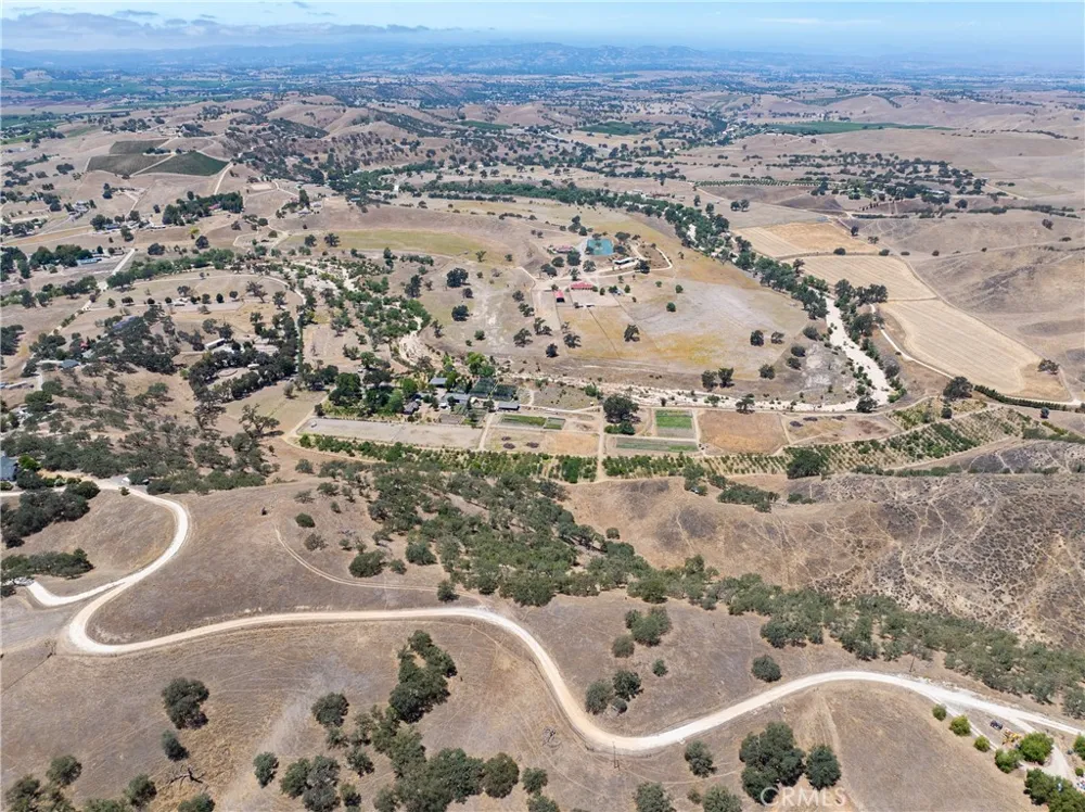 5750 El Pharo Paso Robles, CA 93446