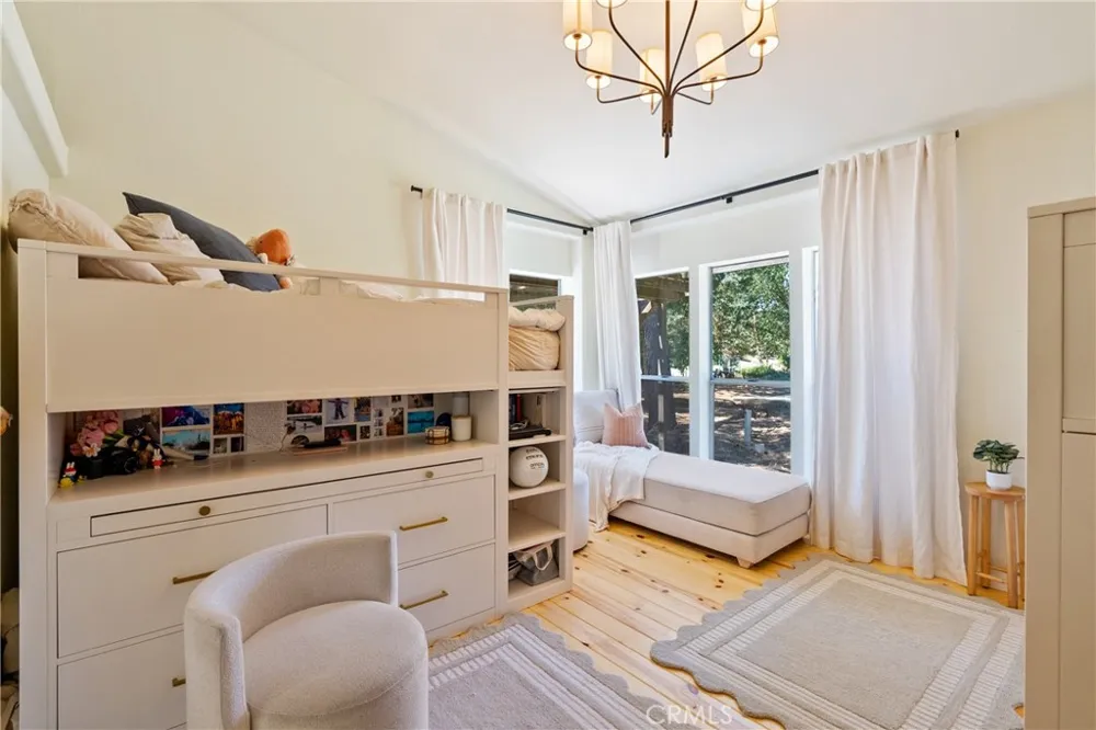 5750 El Pharo Paso Robles, CA 93446