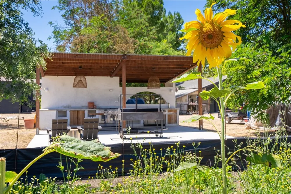 5750 El Pharo Paso Robles, CA 93446