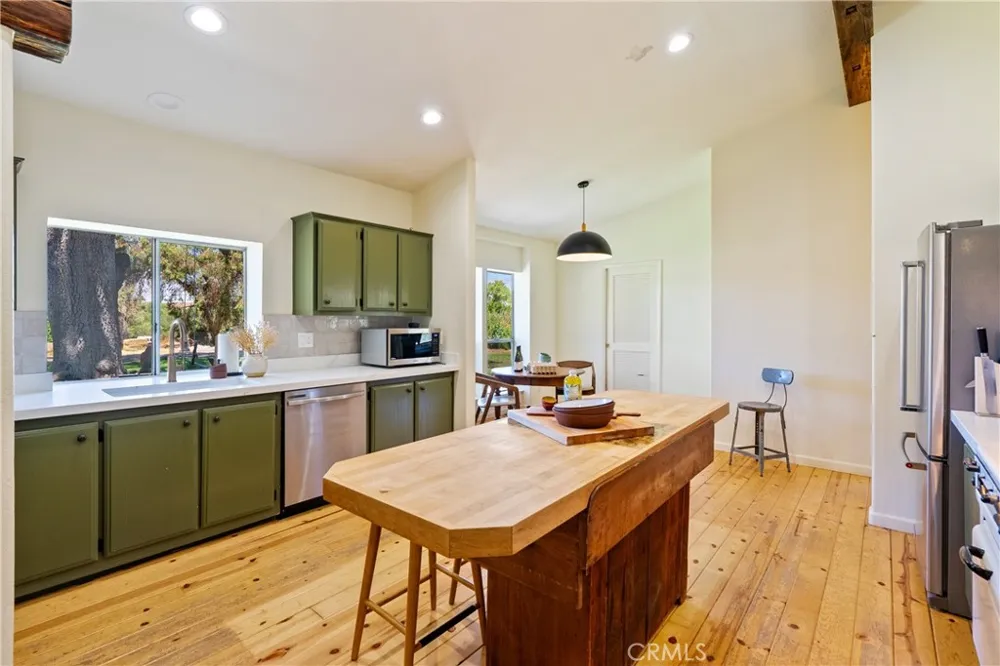5750 El Pharo Paso Robles, CA 93446