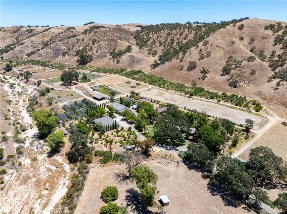 5750 El Pharo Paso Robles, CA 93446