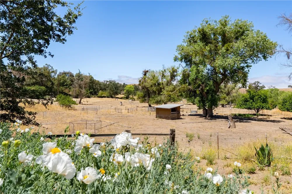 5750 El Pharo Paso Robles, CA 93446