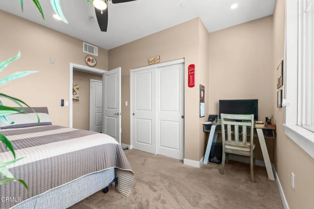 2810 Wagon Wheel Road #402 Oxnard, CA 93036