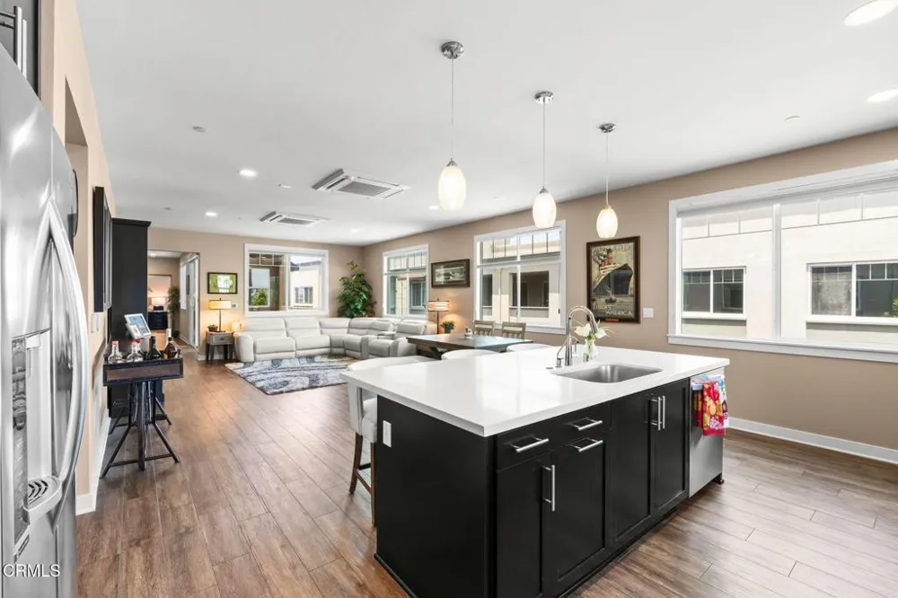 2810 Wagon Wheel Road #402 Oxnard, CA 93036
